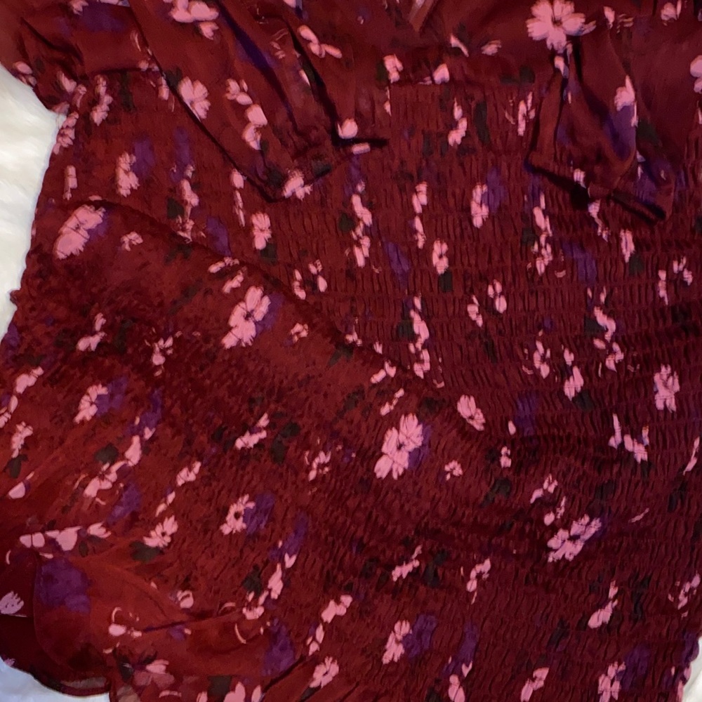 Dress - Picture 8 of 8